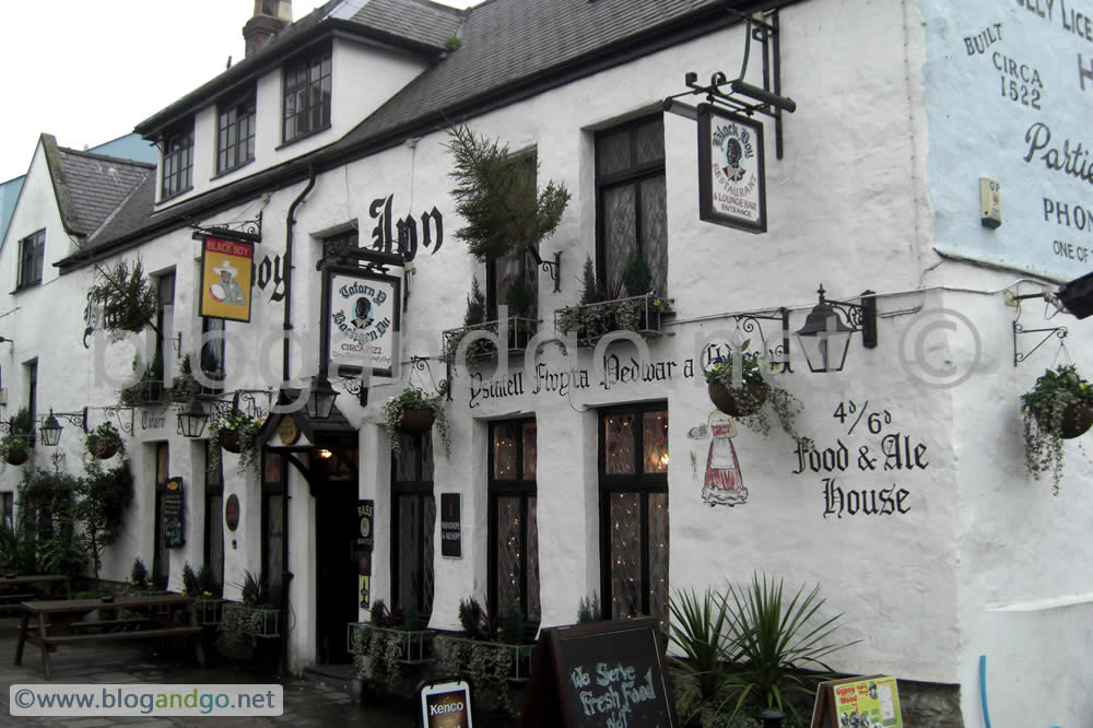 Caernarfon - The Black Boy Inn